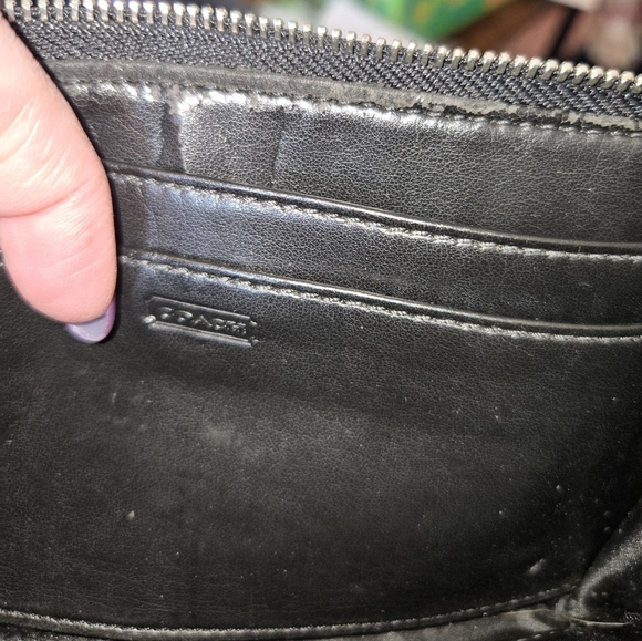 Coach Legacy Black Leather Turnlock Wristlet Wallet - Picture 14 of 16